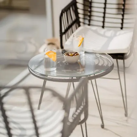 Slow Coast Hideaway In By Lisbeyond Apartment